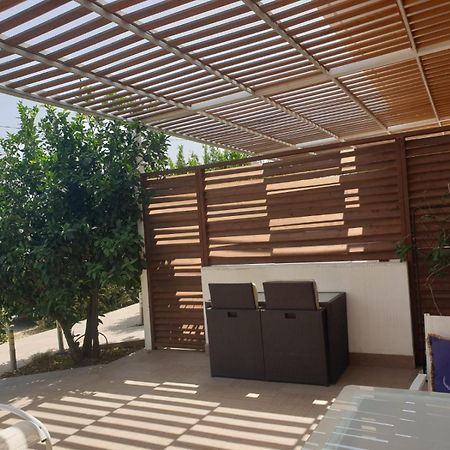מנפי Villa Giadel חדר תמונה
